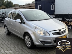 Opel Corsa - 1.0-12V Business inruilkoopje met lange apk