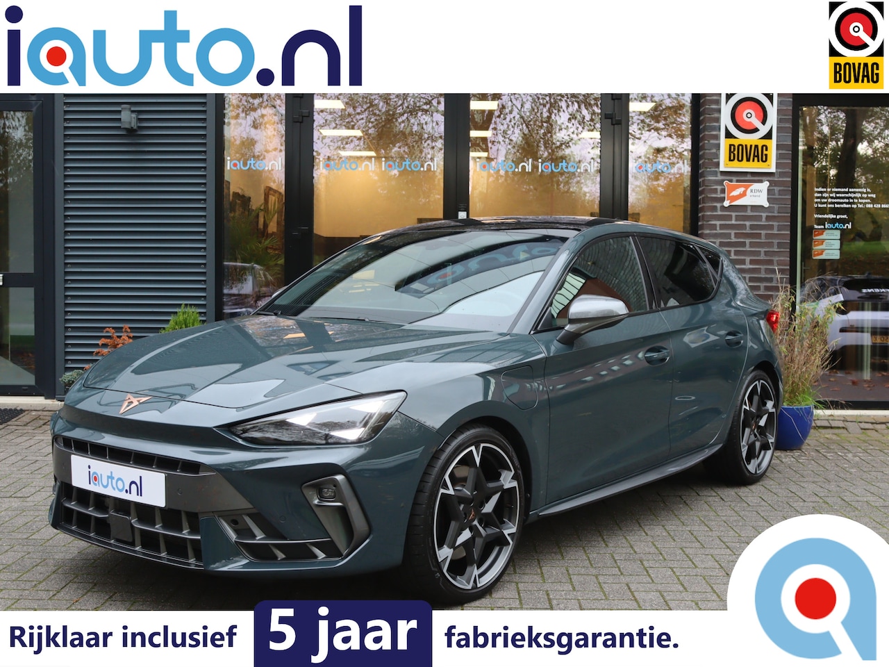 CUPRA Leon - 1.5 TSI e-Hybrid 272pk VZ Performance Pano/Matrix LED/Keyless/Camera/Elek. stoel+mem/DCC/A - AutoWereld.nl