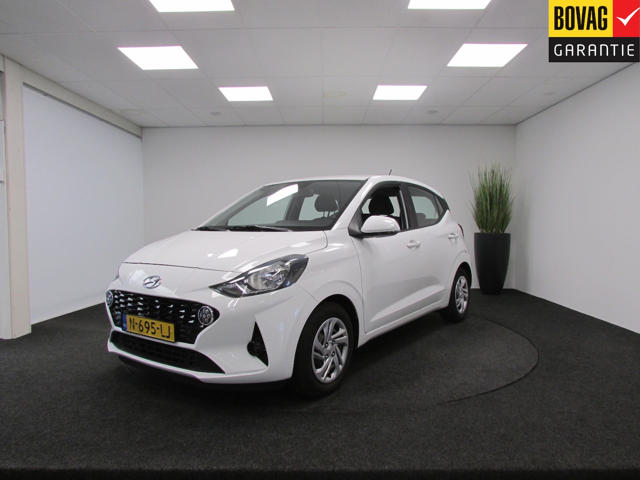 Hyundai i10 - 1.0 Comfort Smart I Navigatie I Apple Carplay I Achteruitrijcamera I NL-Auto I - AutoWereld.nl