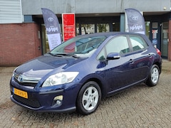 Toyota Auris - 1.8 Full Hybrid BUSINESS 1E-EIG 100% DEALERONDERHOUDEN NAVI CLIMA CAMERA LM-VELGEN BLUETOO