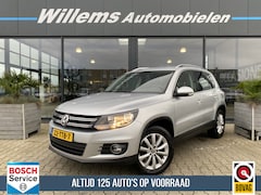 Volkswagen Tiguan - 1.4 TSI Sport&Style Trekhaak, Navigatie & Cruise Control