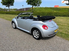 Volkswagen New Beetle Cabriolet - 2.0 Trendline