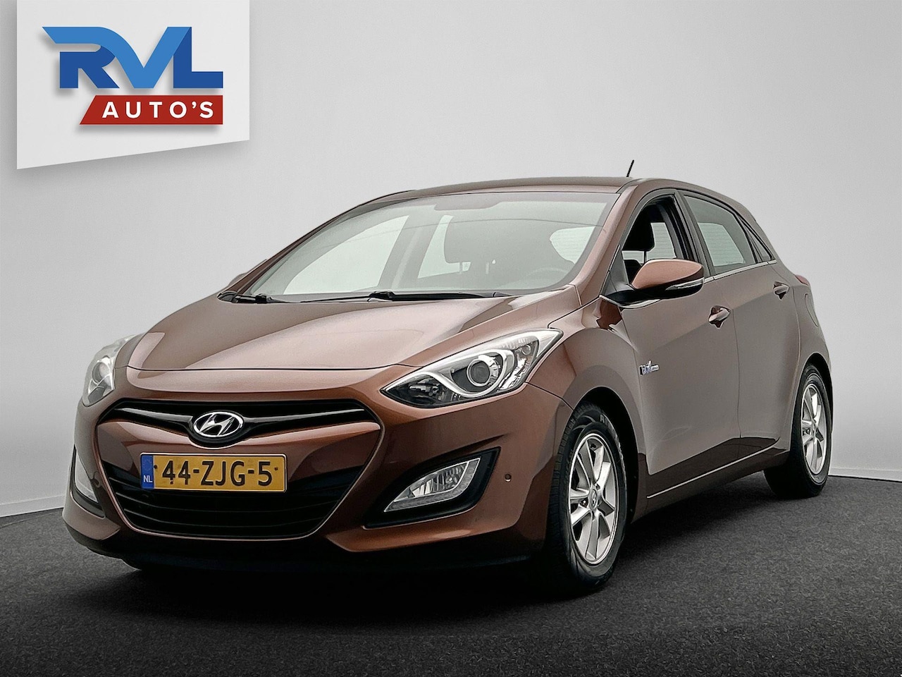 Hyundai i30 - 1.6 GDI Business Edition Navigatie Climate Control Cruise Control Afneembare Trekhaak Orgi - AutoWereld.nl