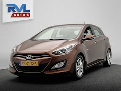 Hyundai i30 - 1.6 GDI Business Edition Navigatie Climate Control Cruise Control Afneembare Trekhaak Orgi