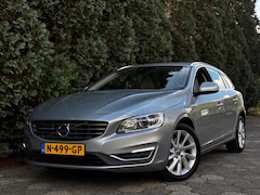 Volvo V60 - 2.0 T4 Ocean Race | Stoelverwarming |Uniek nette auto