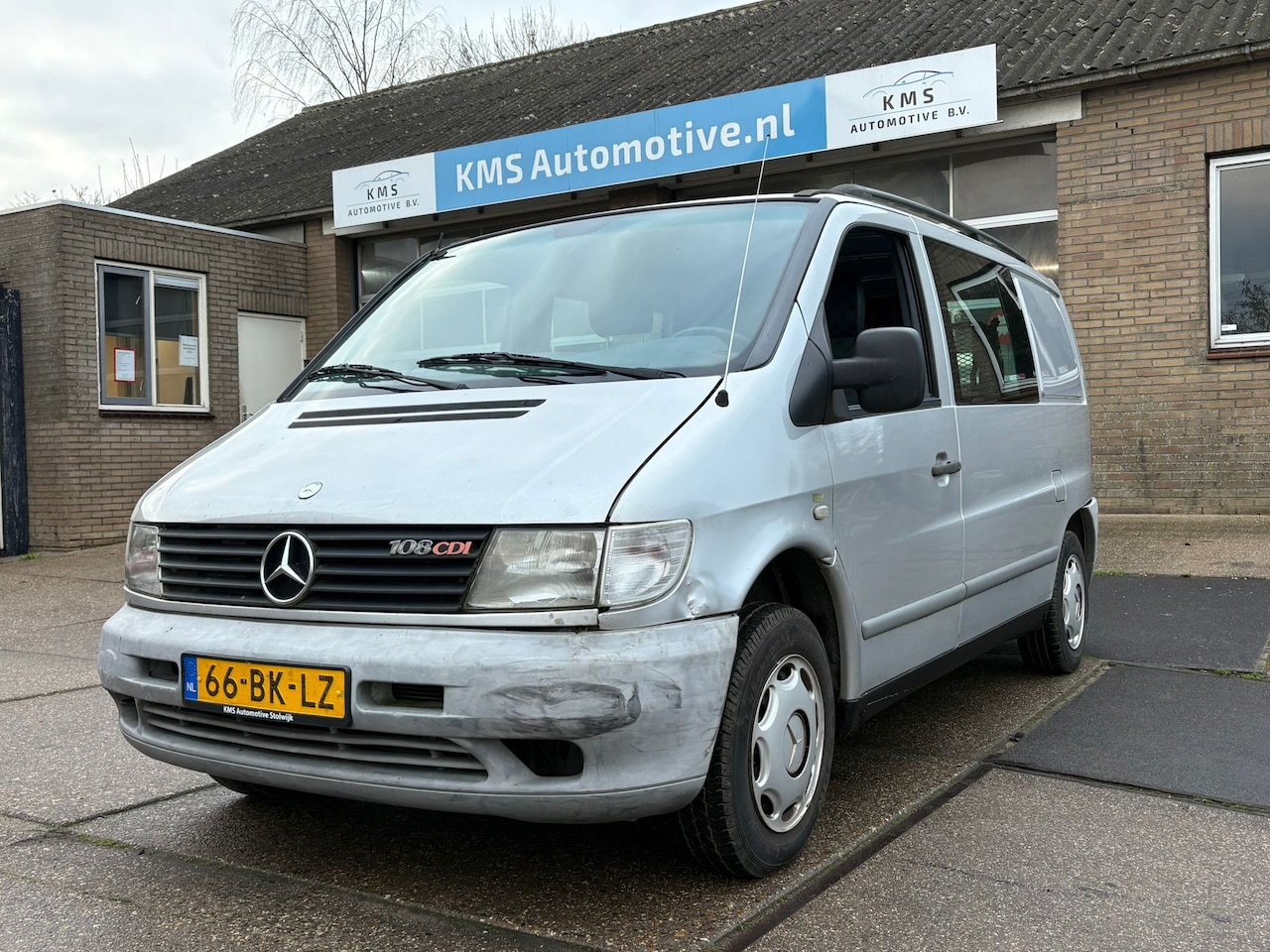 Mercedes-Benz Vito - 108 CDI Amigo INVALIDE VOERTUIG / ROLSTOELBUS, AIRCO - AutoWereld.nl