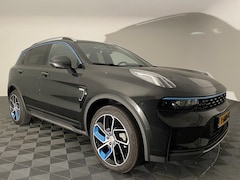 Lynk & Co 01 - 1.5 PHEV | PANORAMADAK | CARPLAY | 360 Camera ✅ 1e Eigenaar