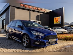 Ford Focus Wagon - 2.0 ST-3, 250 PK, Volleder, Camera, Dealer onderhouden