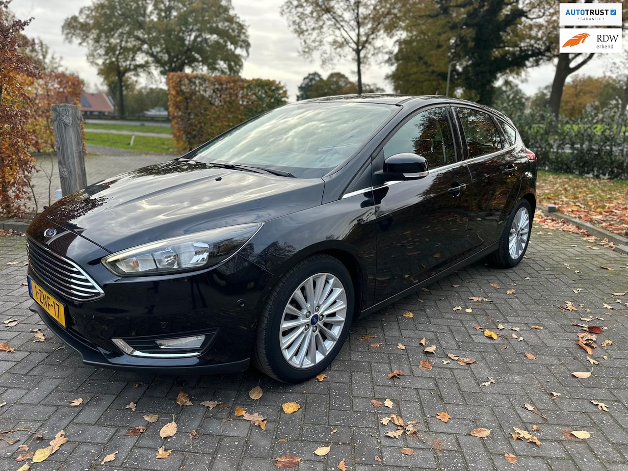 Ford Focus - 1.0 First Edition | Trekhaak| PDC| NAVI| Cruise - AutoWereld.nl