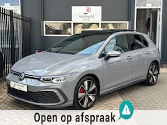 Volkswagen Golf - 1.4 eHybrid GTE 245 pk IQ LIGHT HEAD UP PANO SFEER CARPLAY