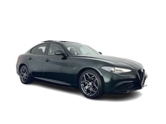 Alfa Romeo Giulia - 2.0T Sprint (INCL-BTW) Aut. *PANO | LEATHER-FABRIC | XENON | ADAPTIVE-CRUISE | BLIND-SPOT