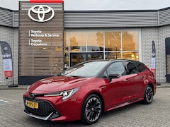 Toyota Corolla Touring Sports - 1.8 HYBRID GR-SPORT BI-TONE ALL-SEASON NL-AUTO STOELVERW APPLE/ANDROID LED 17'' LM-VELGEN
