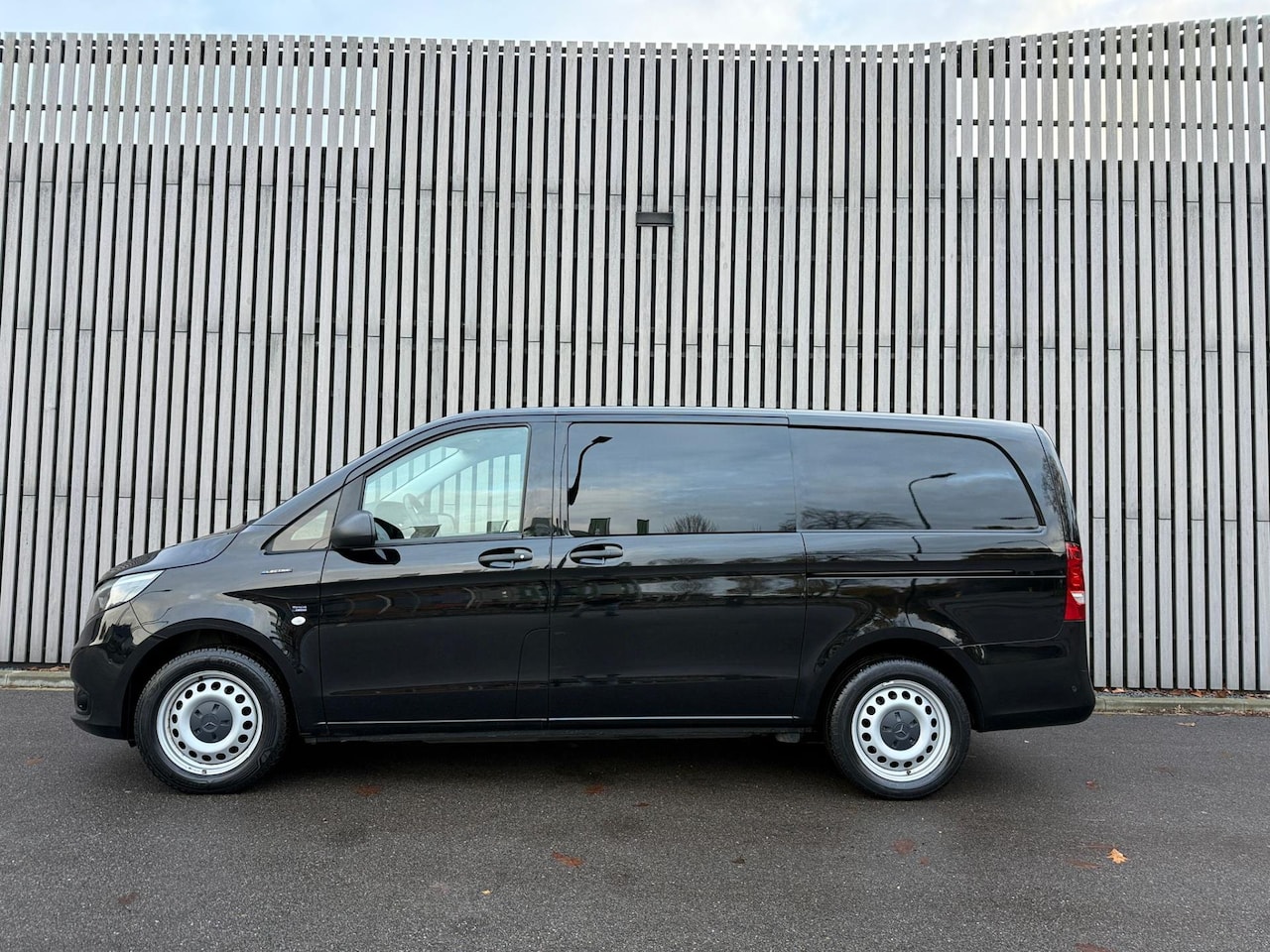 Mercedes-Benz eVito - EVito Lang Edition dubbele Cabine - AutoWereld.nl