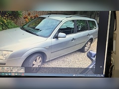 Ford Mondeo Wagon - 2.0 TDdi Ambiente export kenteken en platten kunnen worden geleverd