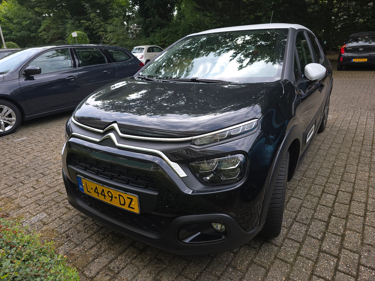 Citroën C3 - 1.2 PureTech S&S Feel Citroën C3 1.2 Puretech FEEL | PDC | Multimedia | C control - AutoWereld.nl