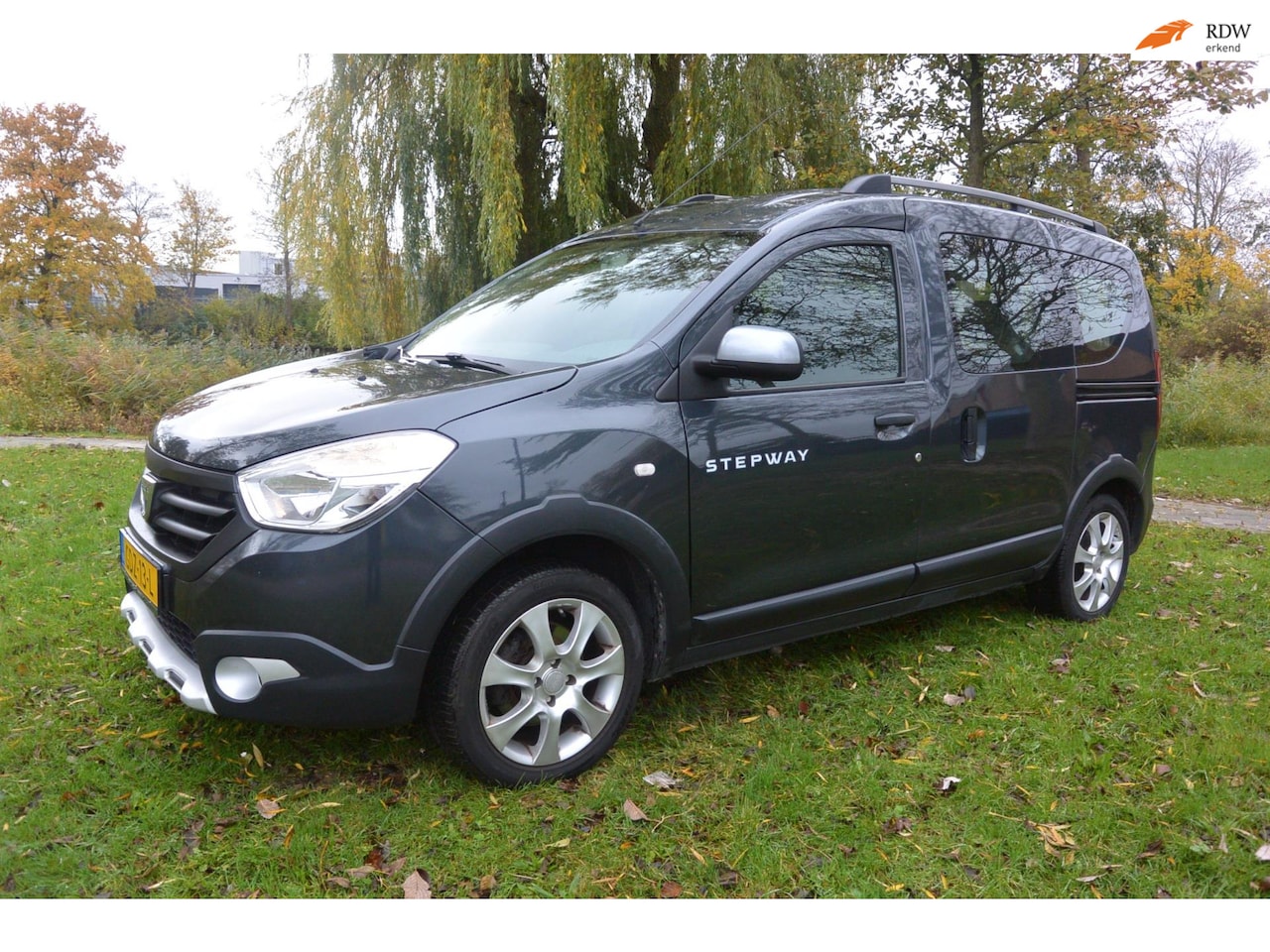 Dacia Dokker - 1.2 TCe S&S 10th Anniversary*airco*cruise*navigatie - AutoWereld.nl