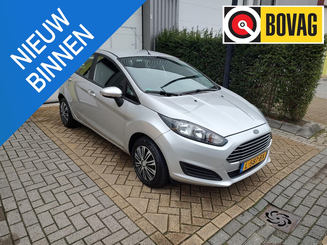 Ford Fiesta - 1.25 Airco Bluetooth All-Season - AutoWereld.nl
