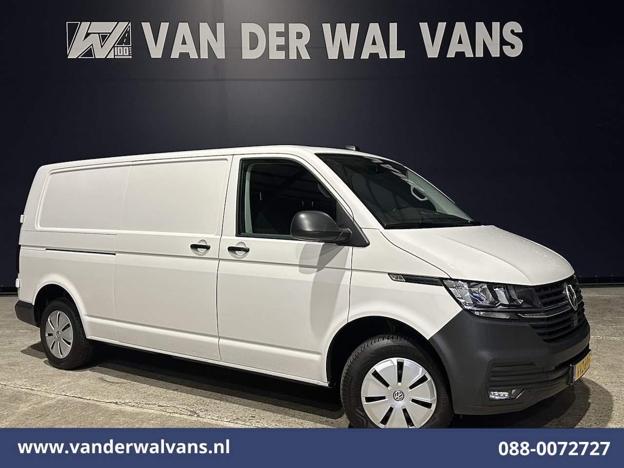 Volkswagen Transporter - 2.0 TDI 150pk L2H1 Euro6 Airco | Navigatie | Apple Carplay | Cruisecontrol Trekhaak, Andro - AutoWereld.nl