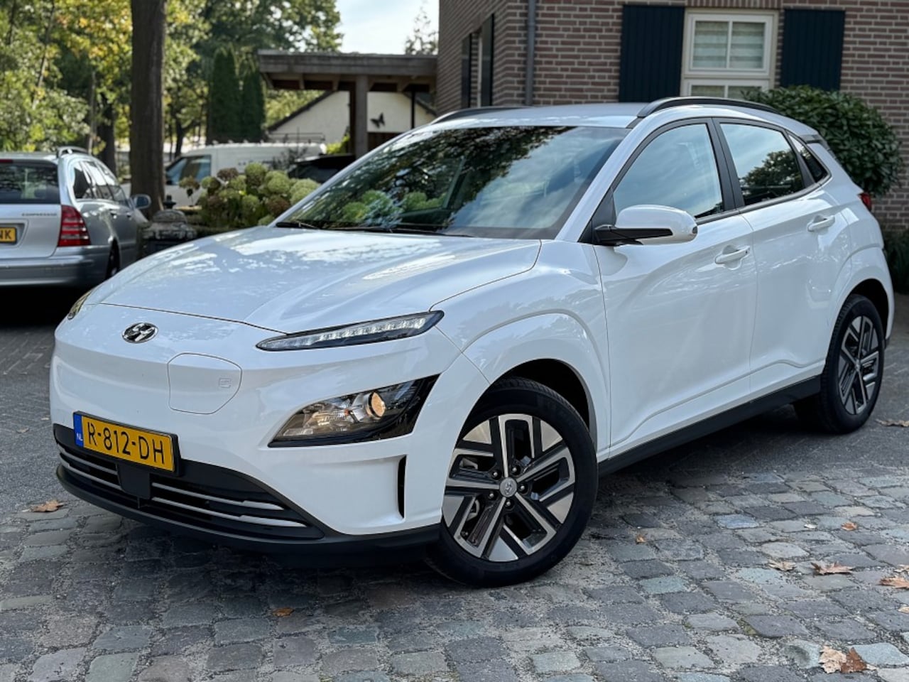 Hyundai Kona Electric - EV Comfort 39 kWh fase 3 ecc,lmv,navi,cruise,warmtepomp - AutoWereld.nl