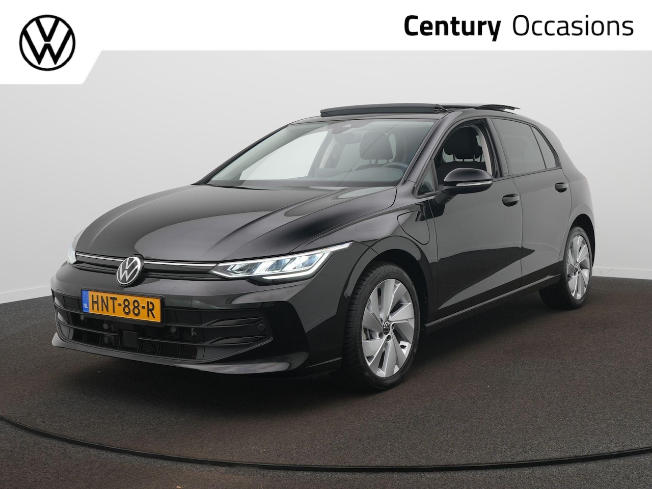 Volkswagen Golf - 1.5 eHybrid Life Edition NW Model / Panodak / Camera / Adap. Cruise - AutoWereld.nl