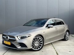 Mercedes-Benz A-klasse - 250 e AMG / Panoramadak / Burmester / Memory / 19 inch
