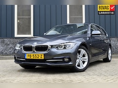 BMW 3-serie Touring - 320i Sport-Line Rijklaarprijs-Garantie Trekhaak Leder Navigatie Airco Sport Interieur