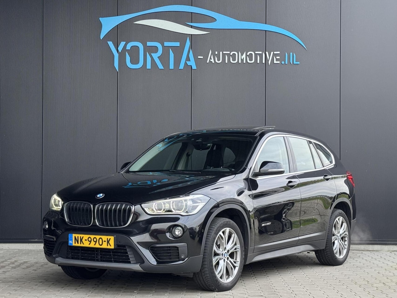 BMW X1 - sDrive20i High Executive NL AUTO*PANO*ACC*AFN. HAAK - AutoWereld.nl