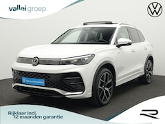 Volkswagen Tiguan - 1.5 eHybrid 272 pk DSG R-Line Edition | Panoramadak | Trekhaak | Adaptief onderstel | Acht