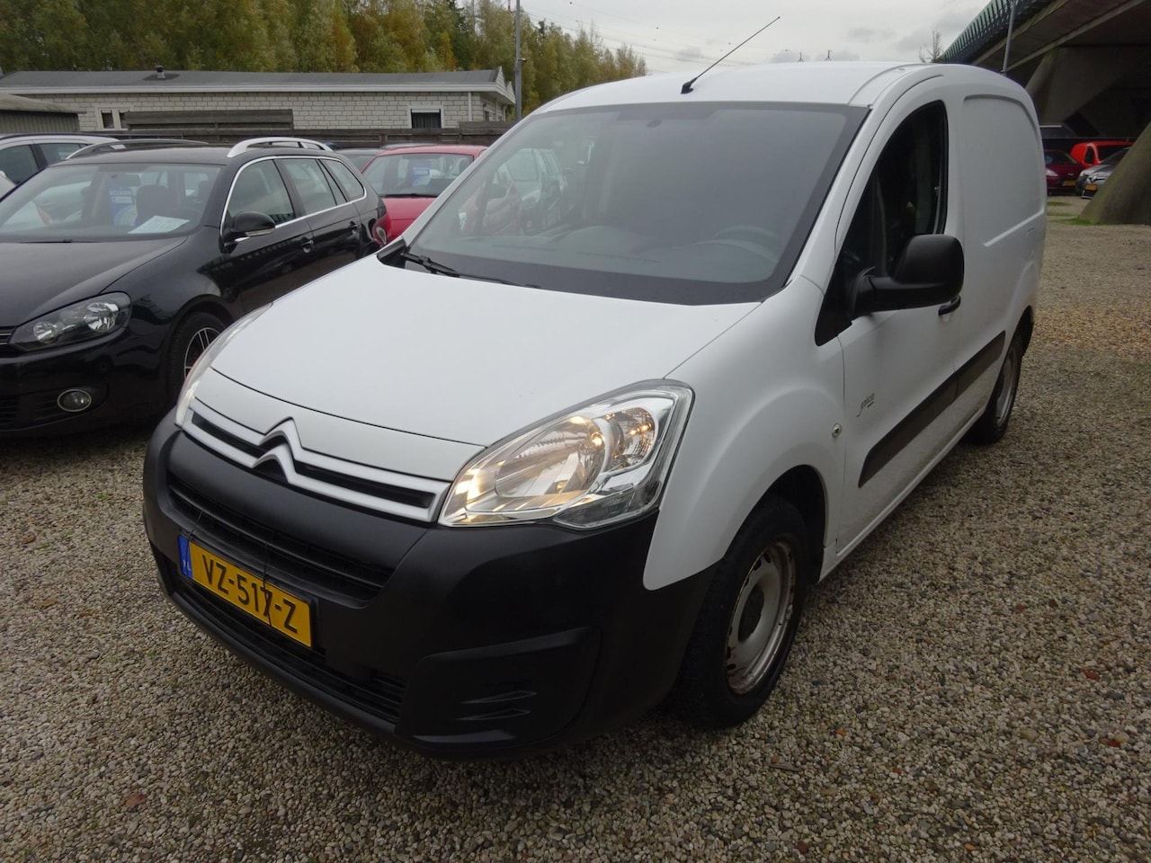 Citroën Berlingo - 1.6 BlueHDI 75 Club 1.6 BlueHDI 75 Club, Airco, Cruise control, Apk 23-12-2026 - AutoWereld.nl