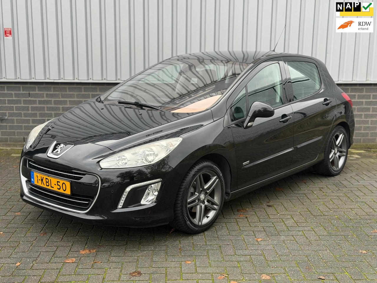 Peugeot 308 - 1.6 VTi Sportium |Airco|Navi|CruiseCtrl|Pano| - AutoWereld.nl