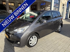 Toyota Verso S - 1.3 VVT-i Dynamic PANO/CAMERA/AIRCO/LM VELGEN