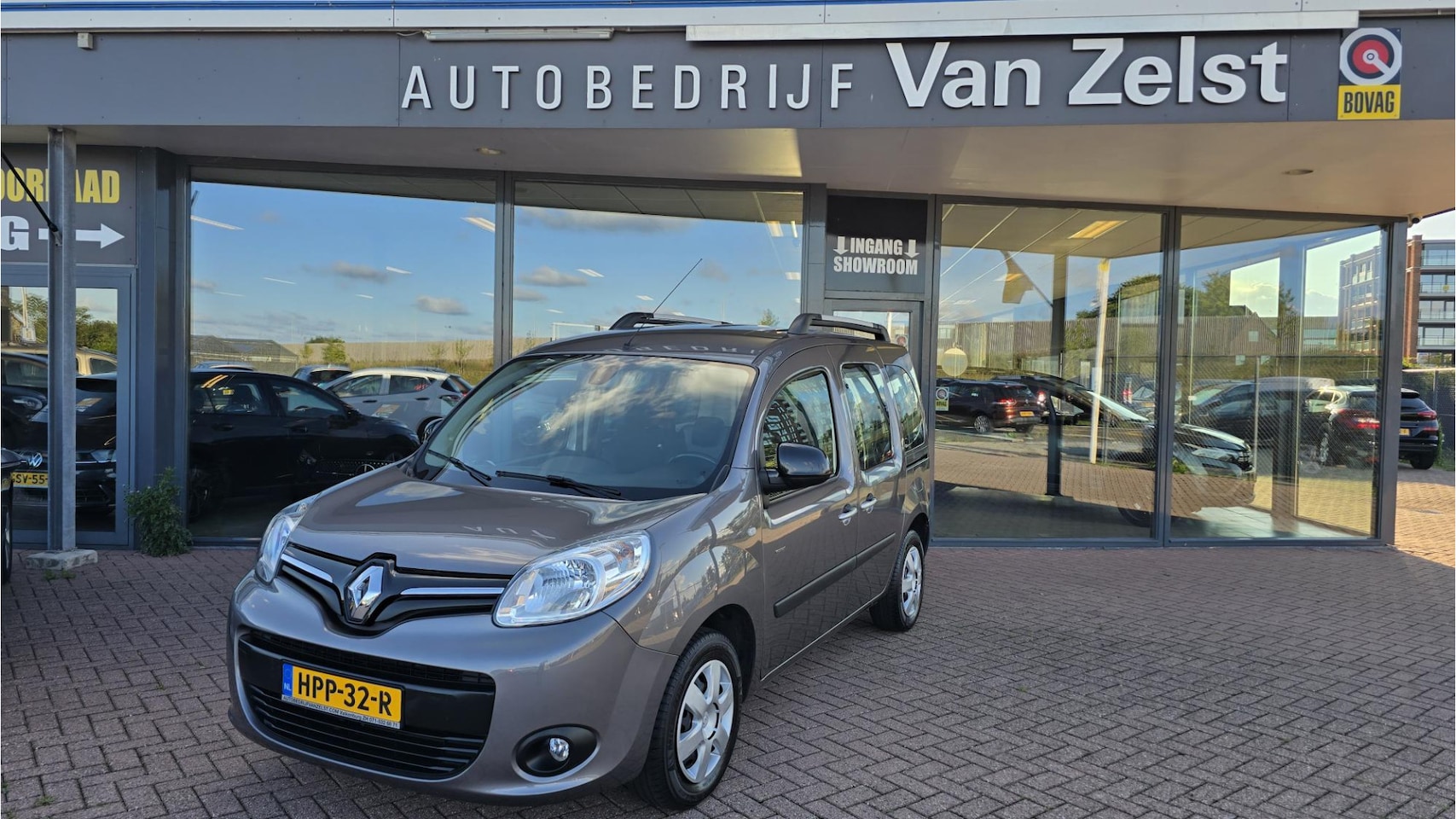 Renault Kangoo Family - 1.2 TCe **AUTOMAAT** 2 x Schuifdeuren*AIRCO (Automatische)*Achterklep*Elektrische Ramen/Sp - AutoWereld.nl