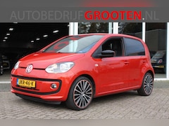 Volkswagen Up! - 1.0 Groove up Bluemotion//Fender//Navi