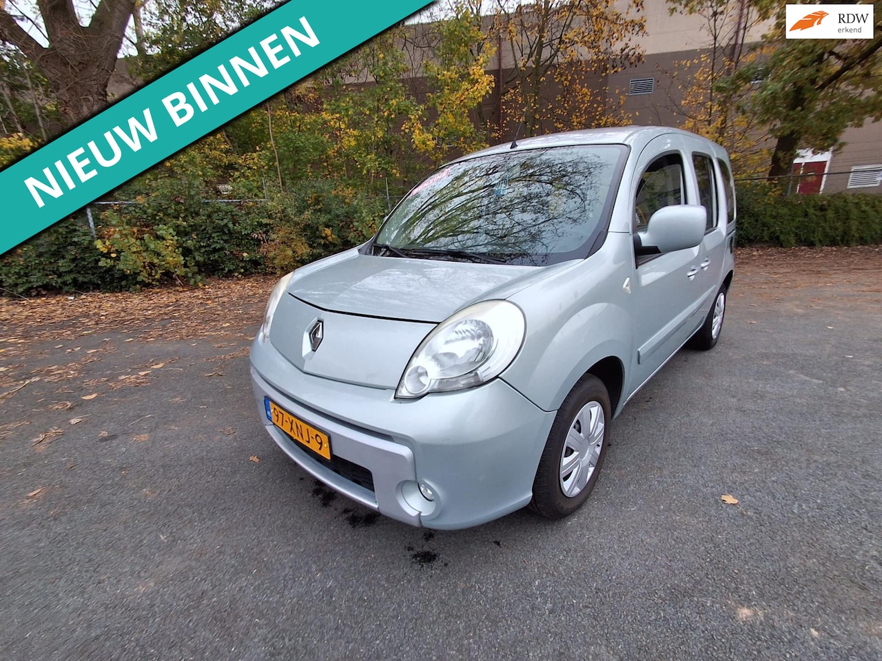 Renault Kangoo Family - 1.6-16V Expression LEUKE AUTO RIJDT EN SCHAKELT GOED - AutoWereld.nl