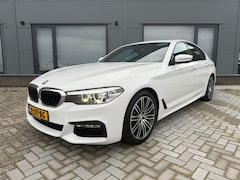 BMW 5-serie - 540i High Executive // 340 PK // M-Pakket // Schuif.k dak //