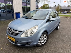 Opel Corsa - 1.2-16V Essentia / APK / NAP /AIRCO / INRUILAUTO / BOEKJES / MEENEEM PRIJS/ AIRCO / NETTE