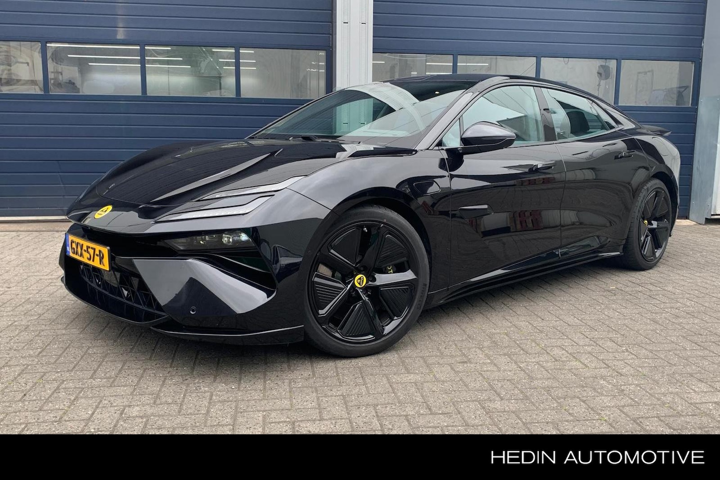Lotus Emeya - Base 102 kWh | Intelligent Glass Roof | Luchtvering | 21" Glossy black velgen | Alcantara - AutoWereld.nl