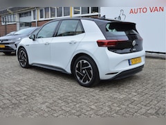 Volkswagen ID.3 - First 58 kWh Nap / Trekh. / Lmv. / Apple, android / Led verl
