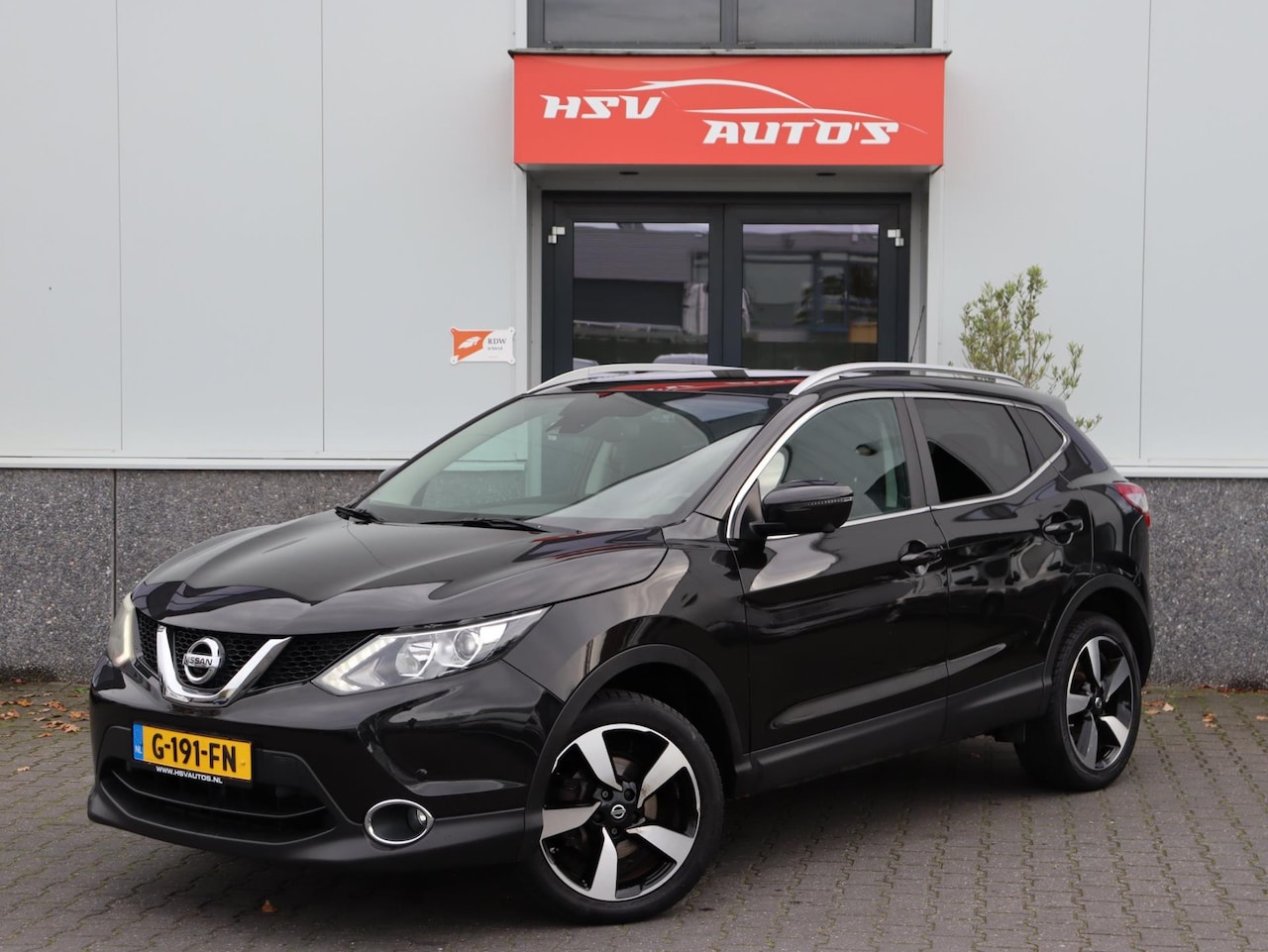 Nissan Qashqai - 1.2 Connect Edition navi LM airco - AutoWereld.nl