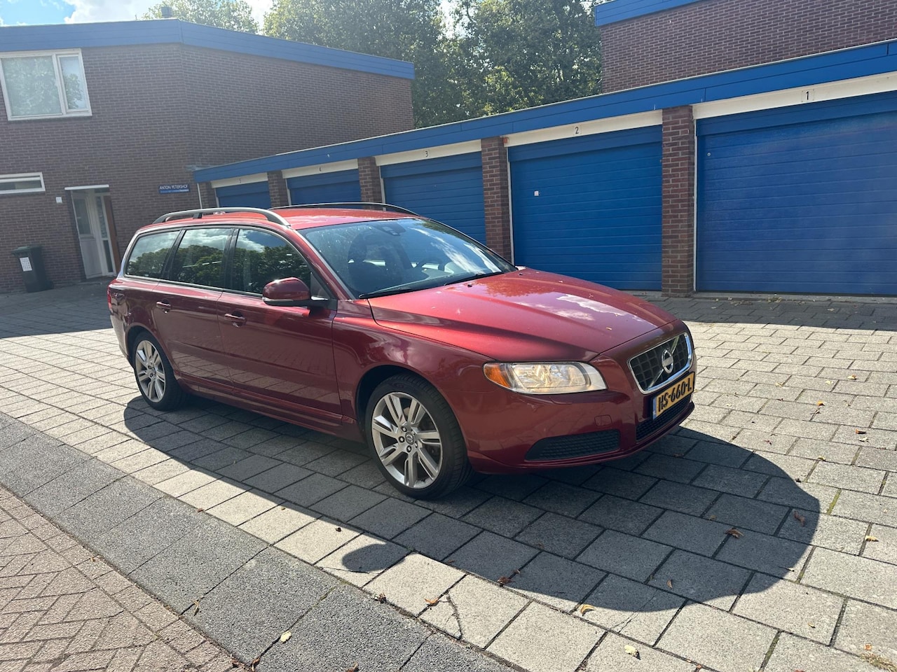 Volvo V70 - 2.0 T5 Bi-Fuel CNG+Benz Cruise Climate - AutoWereld.nl