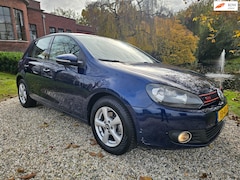 Volkswagen Golf - 1.2 TSI (GTi-look) 5-deurs AIRCO/navi
