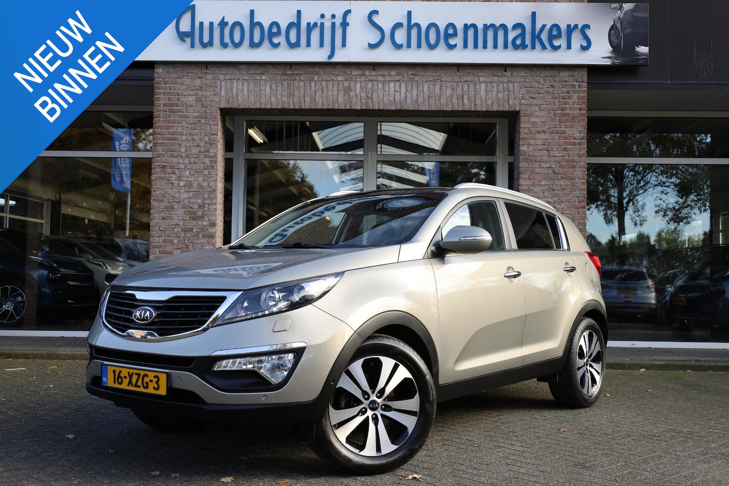 Kia Sportage - 2.0 Super Pack TREKHAAK PANO LEER 4XSTOELVERW. CAMERA CRUISE CLIMA NAVI PDC 18''LMV ZEER-N - AutoWereld.nl