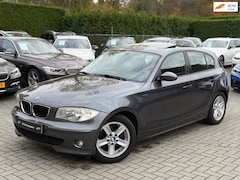 BMW 1-serie - 120i Executive|Automaat|Trekhaak|Climate control|Dakje|Stoelverwarming