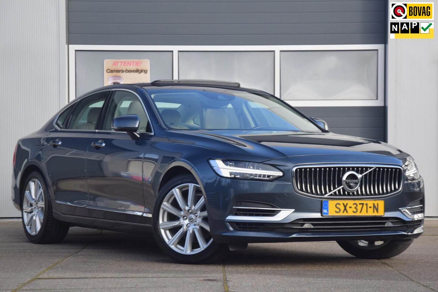 Volvo S90 - 2.0 T8 AWD Inscription OPENDAK/CAMERA/APPLE CARPLAY/20" VELGEN - AutoWereld.nl