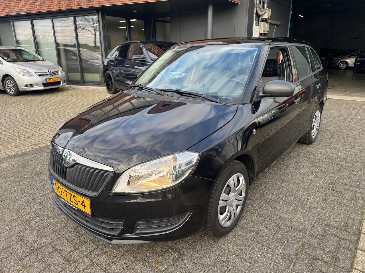 Skoda Fabia Combi - 1.2 TSI Comfort AIRCO SUPER NETJES GOED ONDERHOUDEN ORIG NL NAP - AutoWereld.nl