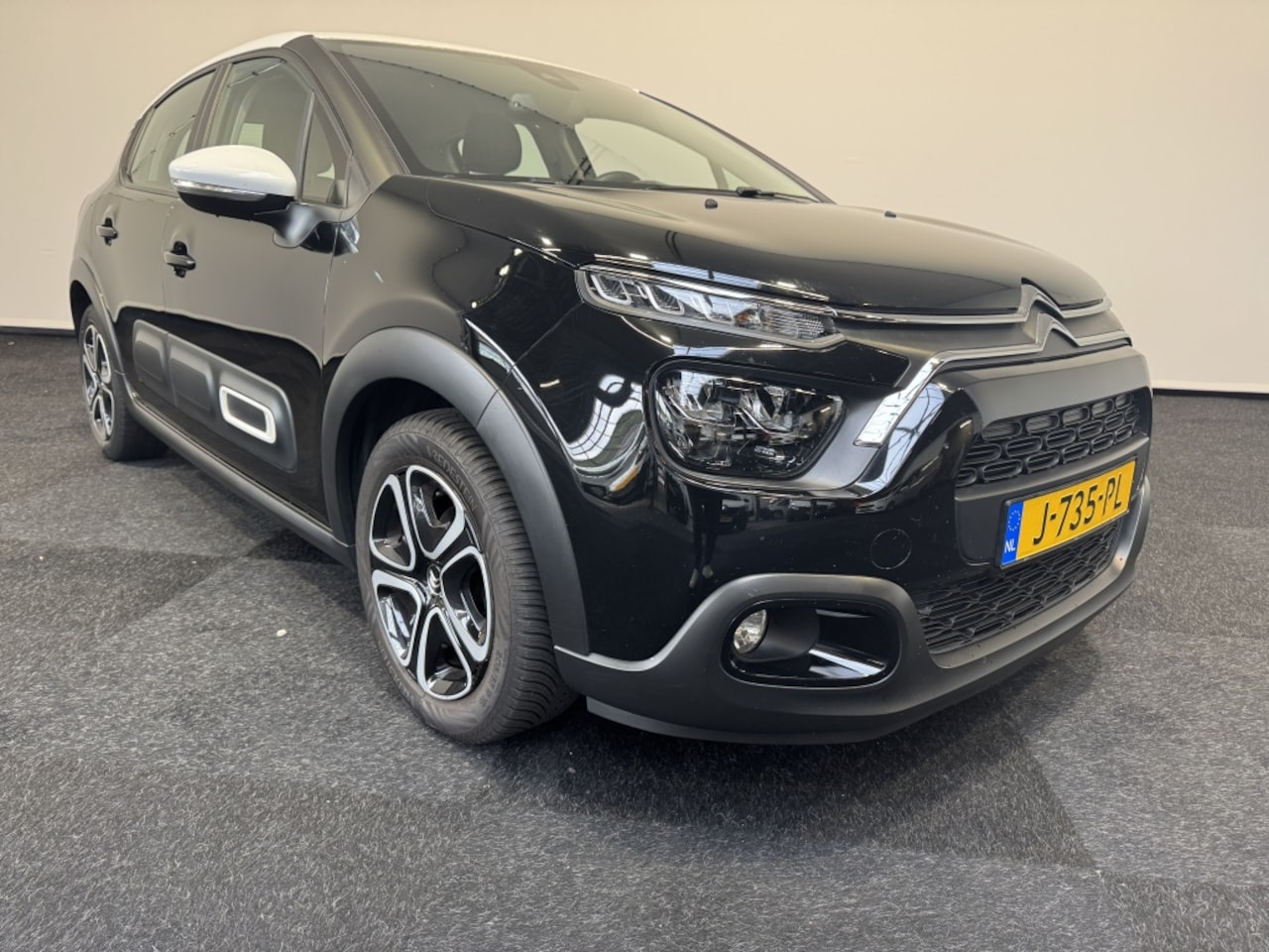 Citroën C3 - 1.2 PT Feel 16 inch Airco Apple car play trekhaak - AutoWereld.nl