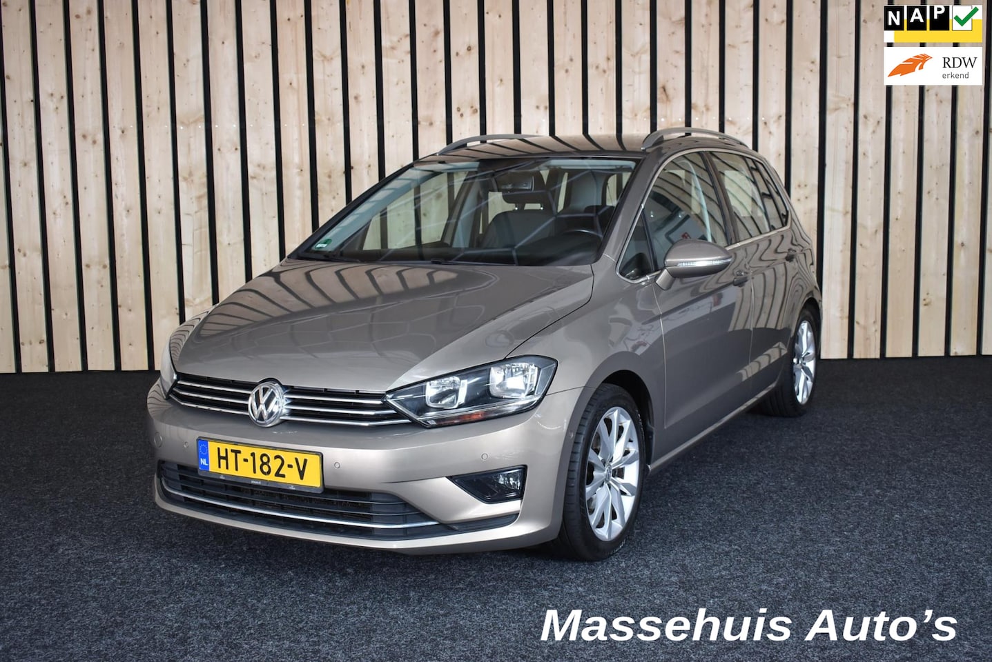 Volkswagen Golf Sportsvan - 1.2 TSI Highline 1e eig. Camera AppConnect PDC Navi Clima Cruise 17" Nwe APK - AutoWereld.nl