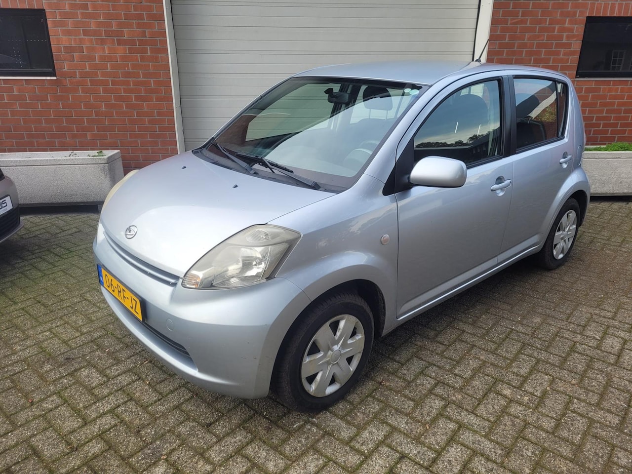 Daihatsu Sirion 2 - 1.0-12V Trend Trekhaak | NW.APK - AutoWereld.nl