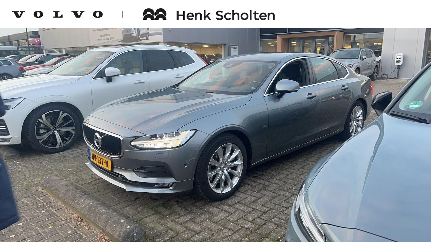 Volvo S90 - T5 AUT8 250PK Momentum | Trekhaak semi elektrisch inklapbaar | 18" Lichtmetalen velgen | L - AutoWereld.nl