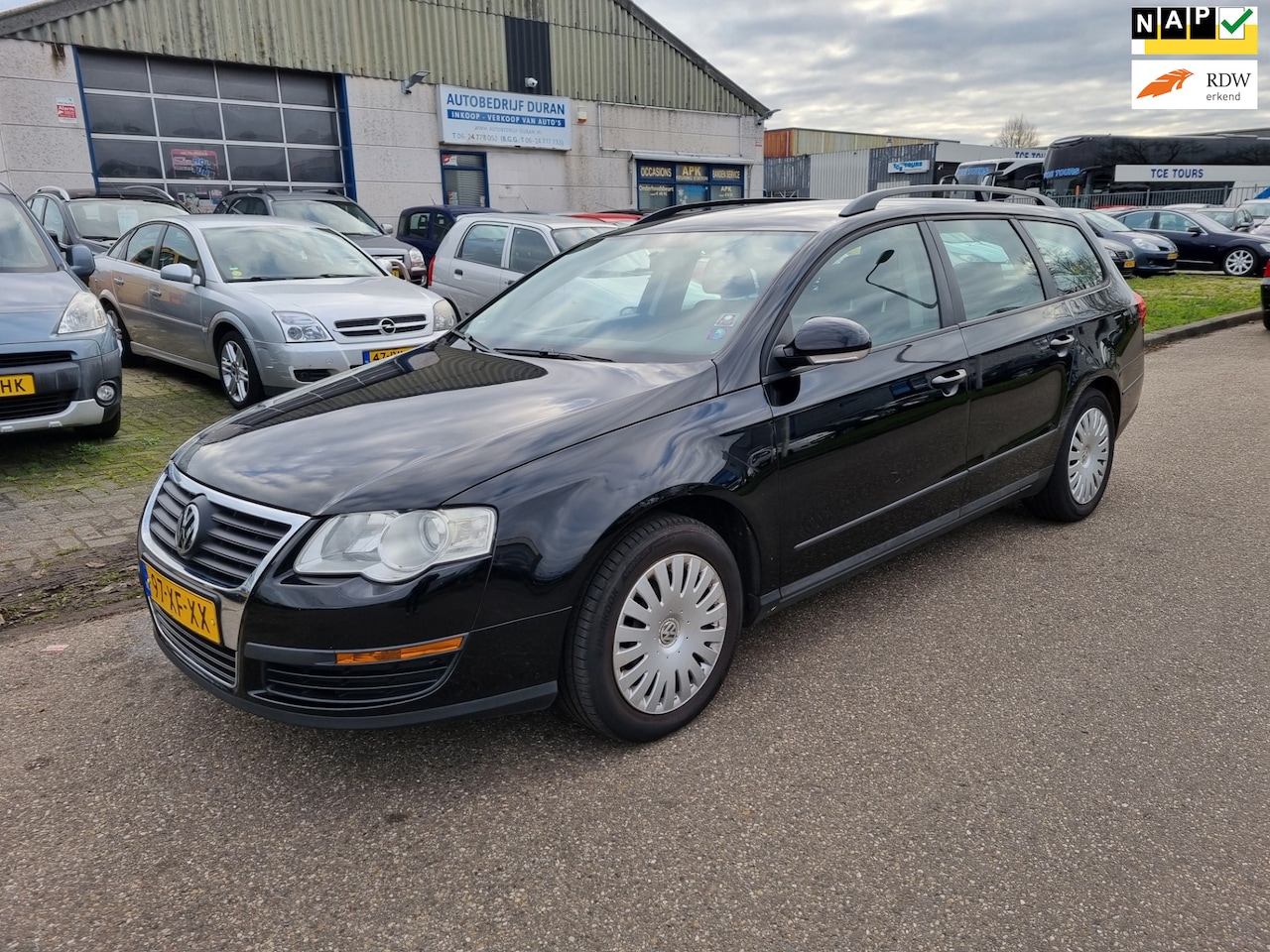 Volkswagen Passat Variant - 1.6 Trendline 75kw Clima! Bj:2007 NAP! - AutoWereld.nl